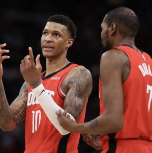 Kaiyun Sports-开云体育-火箭对阵勇士前瞻 库里休战不影响火勇大战关注 乌帅如何迎战科尔