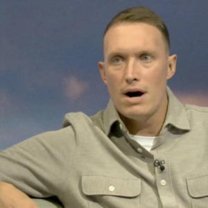 开云体育官方网址-琼斯：开局糟糕不会影响曼联，曼市德比最关键的是心态