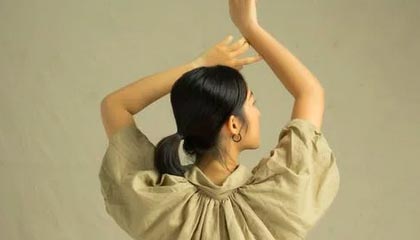 高光时刻：Tarzan赵信化身闪光，迅猛攻势三比一战胜NIP